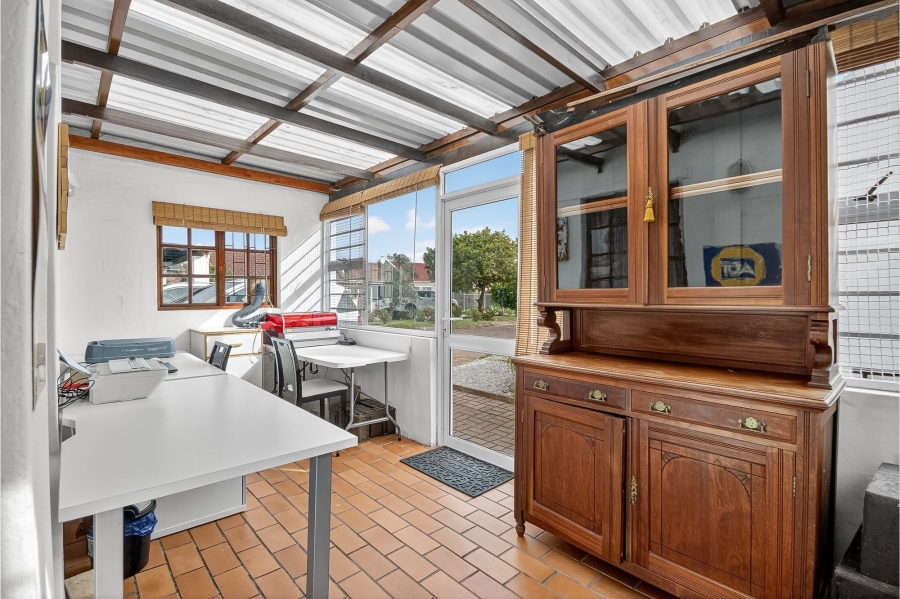 3 Bedroom Property for Sale in Strand South Western Cape